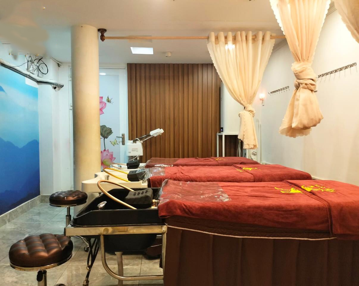 Cho thuê Mặt bằng MT Cống Quỳnh, P. PNL Q1.